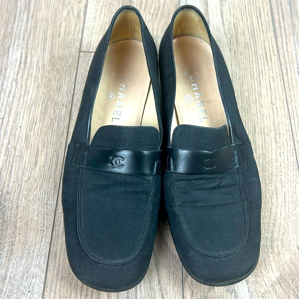 Authentic Chanel black mocasines loafers womens 8